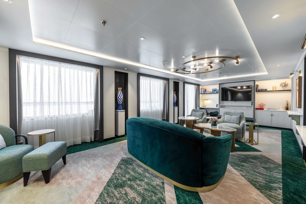 ©cunard Queen Anne Q1 1.jpg